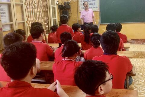 Trung tâm Truyền thông giáo dục sức khỏe tuyên truyền phòng chống tác hại thuốc lá cho học sinh Trường Trung học cơ sở Bình Thuận